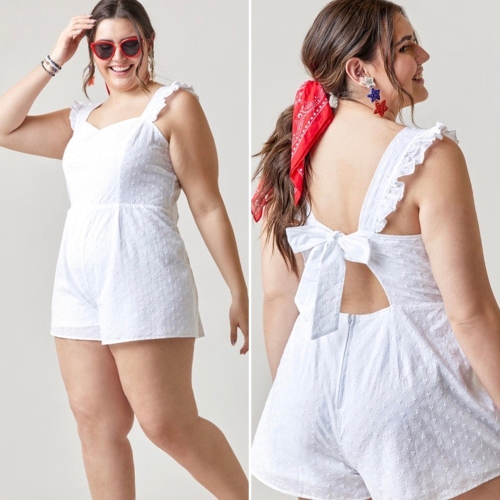 Mi Ami White Ruffle Romper Short Women’s Size Medium
